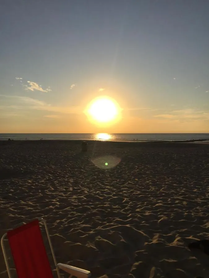Rustig Appartement Met Zeezicht Dicht Bij Het Centrum Ostend Belgium